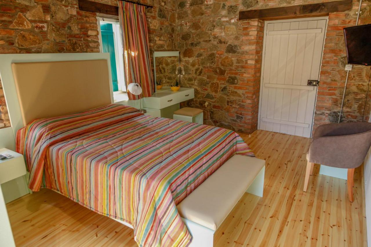 Farmakas Living Guest House Eksteriør bilde