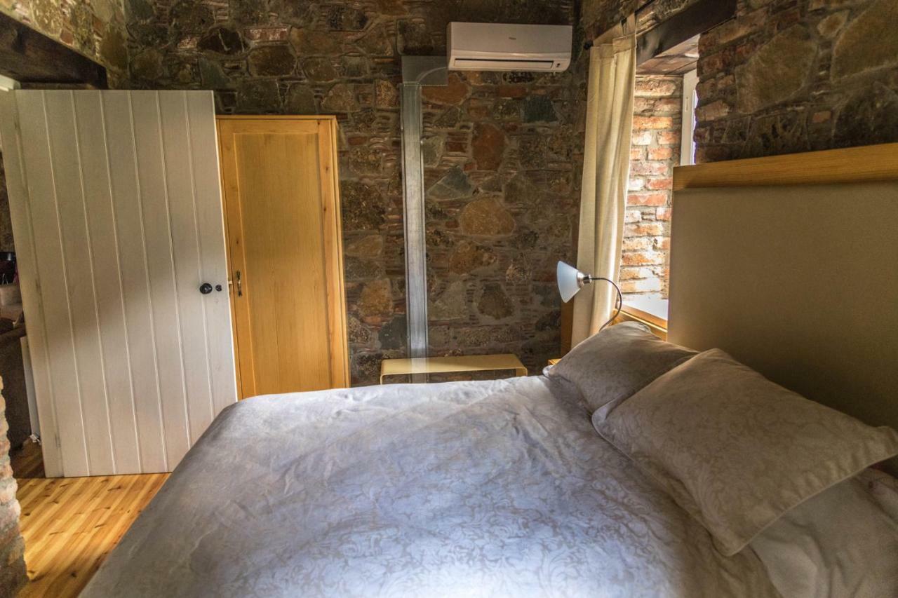 Farmakas Living Guest House Eksteriør bilde
