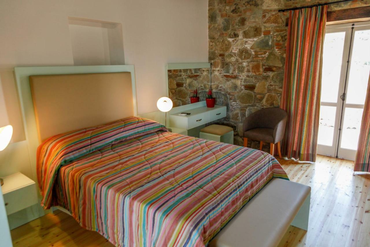 Farmakas Living Guest House Eksteriør bilde